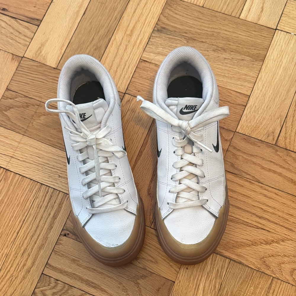 Nike White and Brown Casual Sneakers